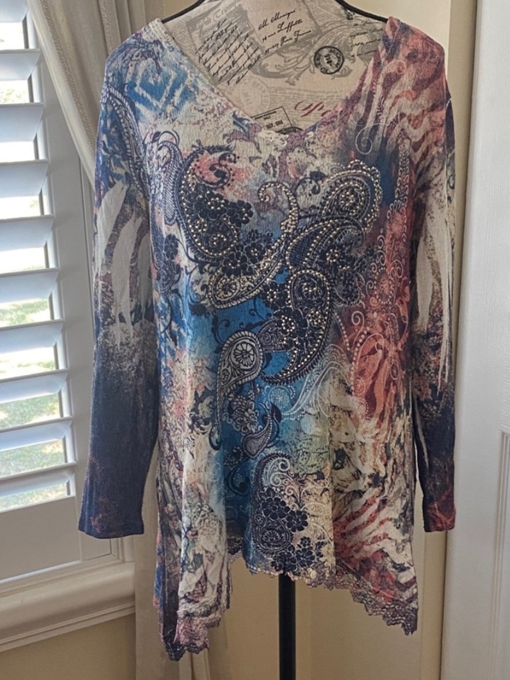 Reba Paisley Lace Hem Tunic Top Blue Pink Boho Size Large Made in USA - Picture 3 of 9